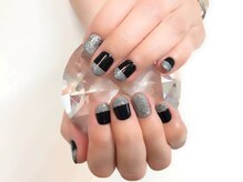 ココロバ ネイルアンドビューティーサロン(COCOLOBA)/ブラック×シルバーラメ