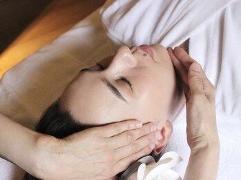 エステプリヴェモロッコ(ESTHE PRIVE MOROCCO)/フェイシャルハンドマッサージ