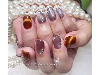 マグロ ネイルサロン/