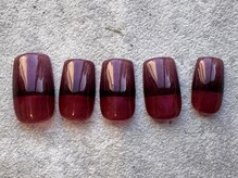 シープラスエー(C+A)/大人グラデレッドネイル