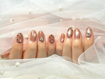 Vカットドットネイル