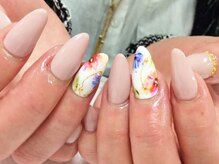 ネイルネイル 南森町店(nailnail)/手描き大人フラワー♪