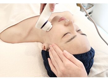 エクラ 新宿本店(Eclat)/ラジオ派