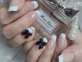 綺麗めフレンチネイル＊