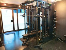 リノラ(LINOLA.)/ジム　内観