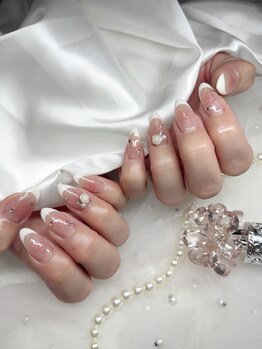 ビビ(ViVi)/フレンチチークネイル