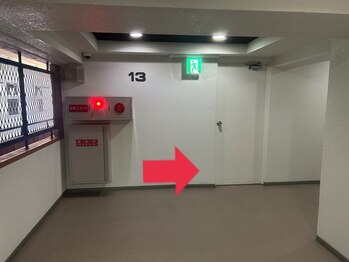 アクネラボ 梅田店(ACNE LABO)/