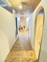 サロンドエー 帝塚山(Salon de A)/個室は3部屋あります！