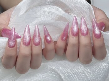 サリーネイルラボ(Sully Nail Lab)/ピンクマグネットネイル
