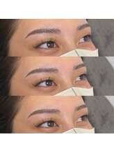 マカナニラッシュ(MAKANANI LASH)/ハリウッドブロウリフト