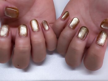 ゴールドネイル