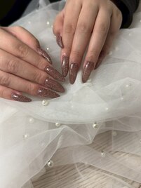 シンプル大人かわいいネイル