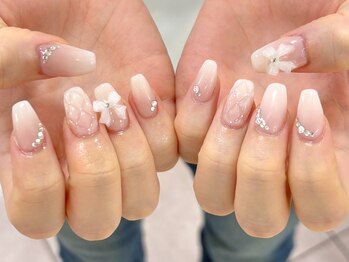 ナイスネイル 博多駅前店(NICE NAIL)の写真/【全メニューオフ込み★パラジェル取扱】ワンカラーオフ込み￥3,990上品フレンチオフ込み￥3,990[博多]