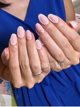 チヒロネイル/パール囲みネイル