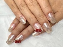 パダアット ヴァラネイル 天神南店(PADA at VALLANAIL)/キティちゃんネイル/ラメグラ