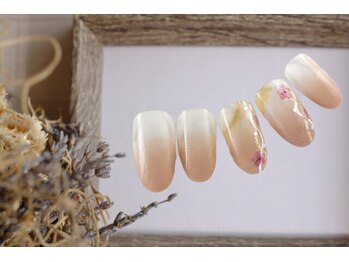 FAST NAIL 春日部店【パラジェル/ジェルネイル専門/定額/マグネット/フットネイル】/Vカット マグネット 【11299】