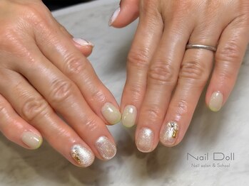 ネイルドール(Nail Doll)/
