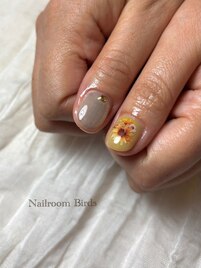 ひまわりネイル