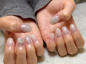 ネイルドール(Nail Doll)/