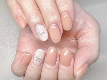 リ ビューティフル(Re Beautiful)の写真/ネイルデビュー応援★爪の悩みも魅力にチェンジ!シンプルかつ品のあるデザインで理想の美爪に*