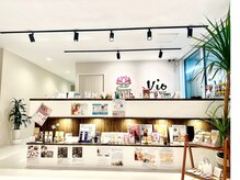 ラティの雰囲気（受付カウンター。店内広々ゆったり過ごせる癒し空間）