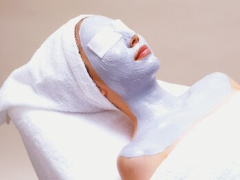 エステサロン さくら 大森ラズ店/11) 保湿パック