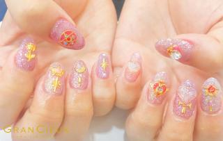 セーラームーン風ネイル：PG003881752｜クアトログランシュ 青葉台