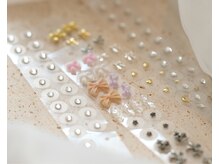 ウル(ulu.)の雰囲気（耳ツボジュエリー導入店。リクライニングソファでゆっくり。）