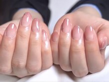アイリス(iris)/肌に溶け込むグラデーション