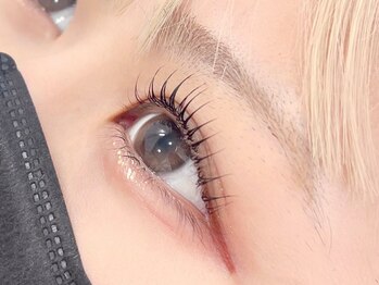 フィアラ 京都駅前店(Fiara)/パリジェンヌ