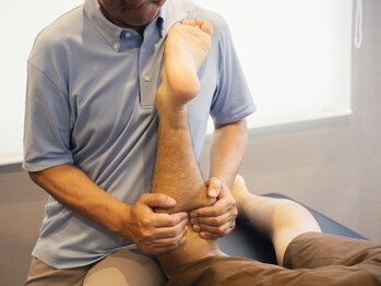 ボディワークス 麻布(BODYWORKS)の写真/会社員・アスリート・身体を使う全ての男性へ。実績ある本格鍼灸で、疲労と不調を根本からサポート。