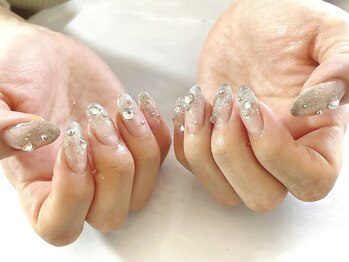 バーガンディ(BURGUNDY)/お任せデザイン