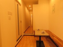 シエスタ(Siesta)/＜広い待合室＞でお待ち下さい