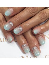 クリスタルネイル ボンベルタ橘店(CRYSTAL NAIL)/グラデーションネイル