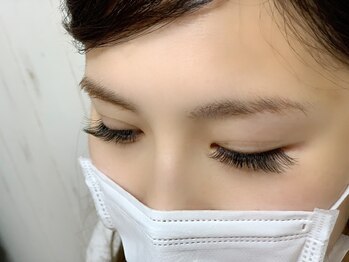 ドゥ エイチ(deux h)/伏し目がちに大人ハーフ顔♪