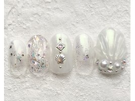 シェル×人魚の鱗ネイル