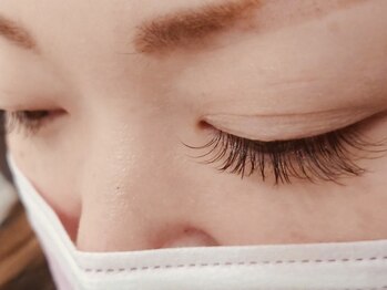 アイラッシュ ハグ(Eyelash Hagu)/軽量×持続性◎フラットラッシュ