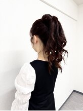 ミカヅキ 赤坂/クイックリボンポニーテール！