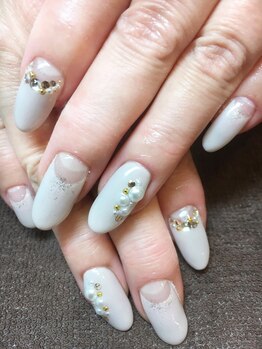 ネイルアンドアイラッシュ リラ 東三国店(Rela)/キラキラシンプル