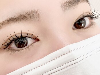 ラプリュス(La plus)の写真/目の形や自まつげの状態に合わせて丁寧に施術☆カウンセリング重視なのでお悩みをお気軽にご相談下さい♪