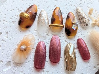 ジュネルの写真/オフ無料で通い易さ◎デザインに迷ってしまう方の強い味方！色替えOK自由度が高い定額サンプルからご選択♪