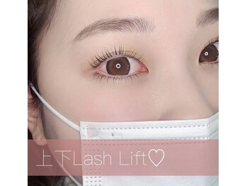 ムーミー(moomee)/上下デザインまつげパーマ