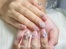 立体フラワーヌードネイル