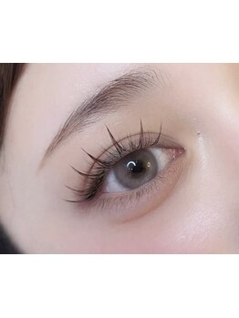 ボリュームのある目元にしたい