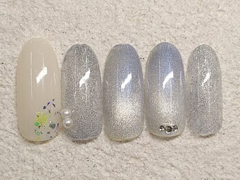リノ ネイル(Rino nail)/12月新作ミルキーブルー712q1