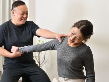 まとい整体/肩回りへのアプローチ