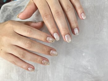 ヒラソルネイル(Girasol nail)/ベージュマグネット