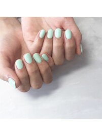 ミントグリーン