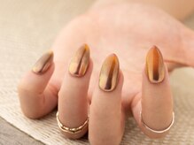 ヴァンネイル(VINGT NAIL nail&eye beauty)/秋のマグネットネイル