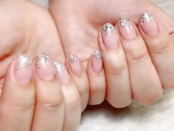 シアラ(CIARA)/ジェルラメグラデーション